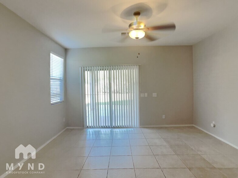 Building Photo - 4053 S Shady Ct