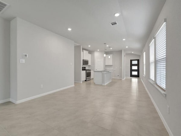 Building Photo - 18564 Meadow Point Ln