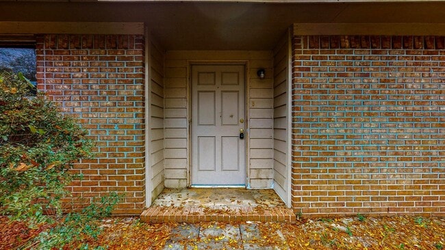 Building Photo - 163 S Davis Ln