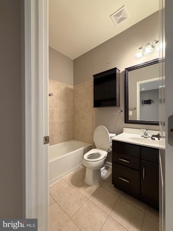Building Photo - 25333 WAKESTONE Ter