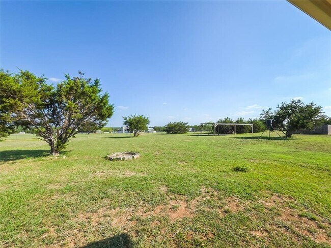 Building Photo - 120 Lost Oaks Ct