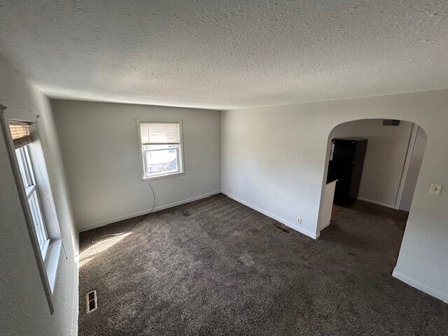 Primary Photo - 358 Fair Oaks Blvd