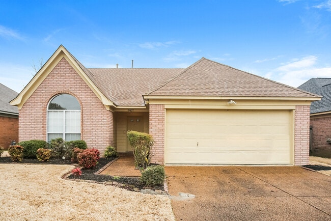 Building Photo - 9407 Garden Woods Dr