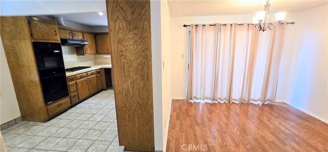 Building Photo - 10353 Downey Ave