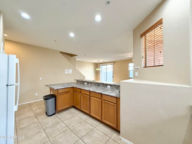 Building Photo - 1330 S Aaron