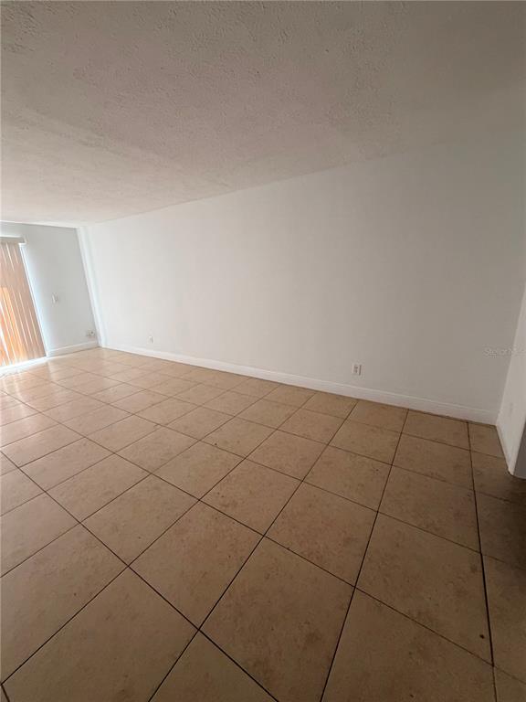 Building Photo - 13816 Orange Sunset Dr