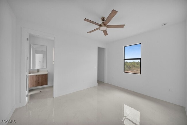 Building Photo - 2540 NW 6th Terrace