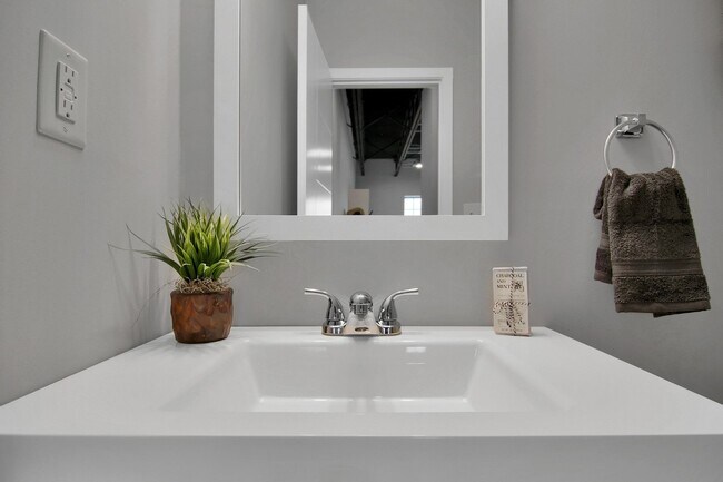 Bathroom Vanity - 4651 Hampton Ave