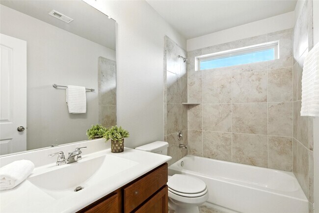 Building Photo - 29650 Yaupon Shore Dr