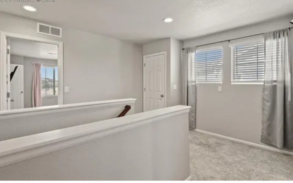 Building Photo - 7238 Fauna Glen Dr