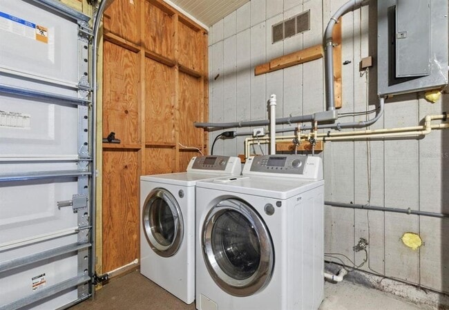 Building Photo - 7198 121st Way N