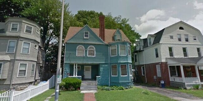 Primary Photo - The Dreamhouse