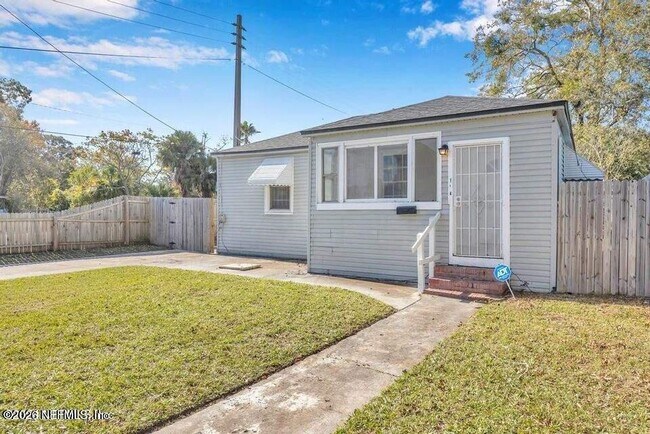 Building Photo - 1804 Cleveland St