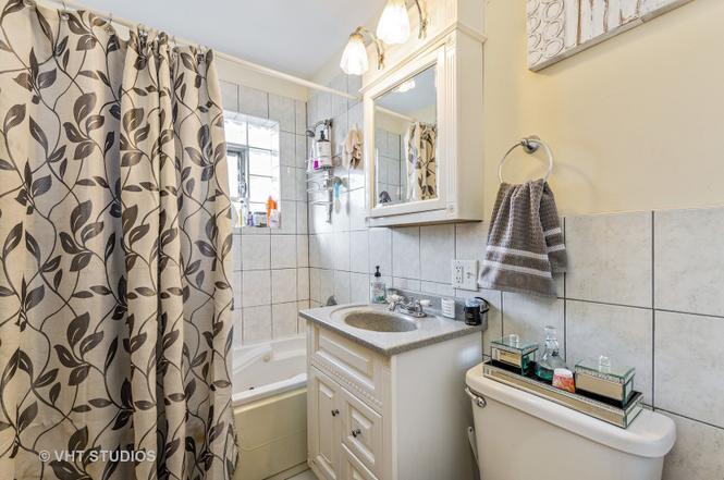 Bath Room - 427 S Euclid Ave