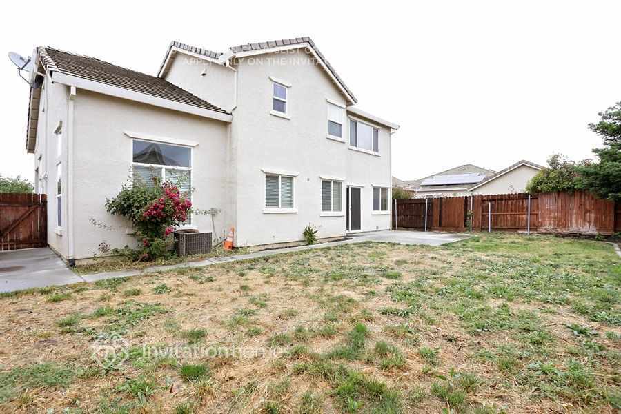 Building Photo - 1655 Vandenberg Cir