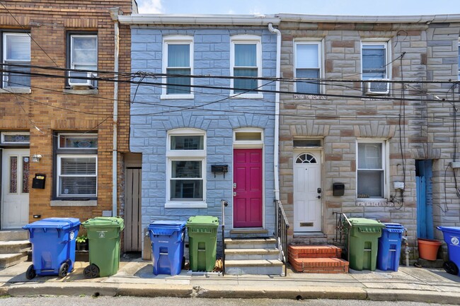 Primary Photo - Charming 2BD/1BA - Upper Fells Point Townhome