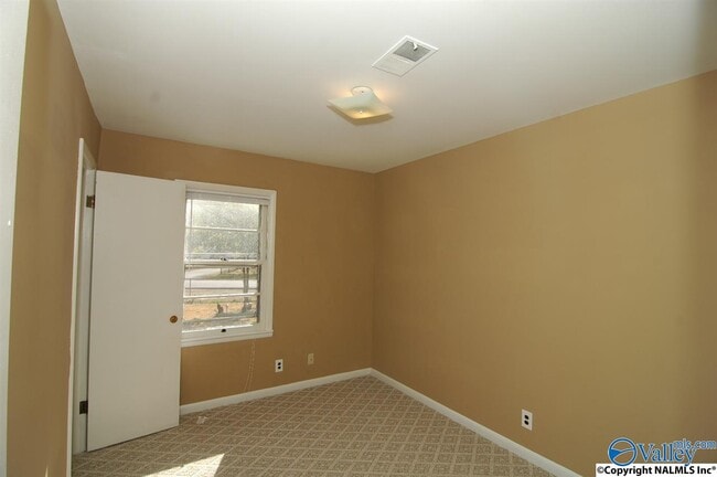 Building Photo - 4110 Broyles Ave SW