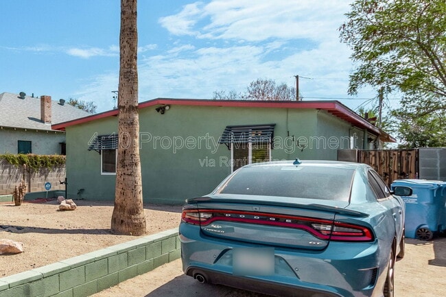 Building Photo - 1117 N 13th St