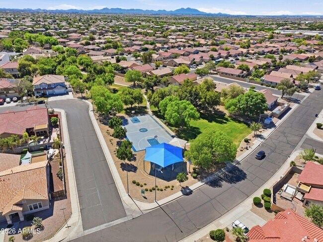 Building Photo - 11450 E Quicksilver Ave