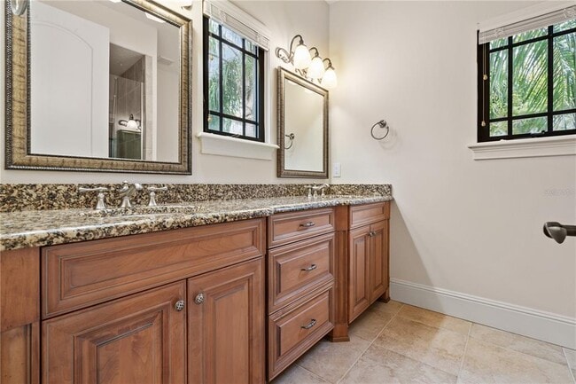 Building Photo - 9841 Covent Garden Dr