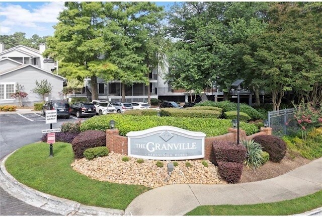 Building Photo - 307 Granville Ct