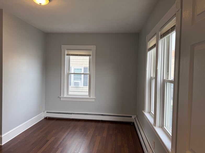 Living Room - 13 Elizabeth St