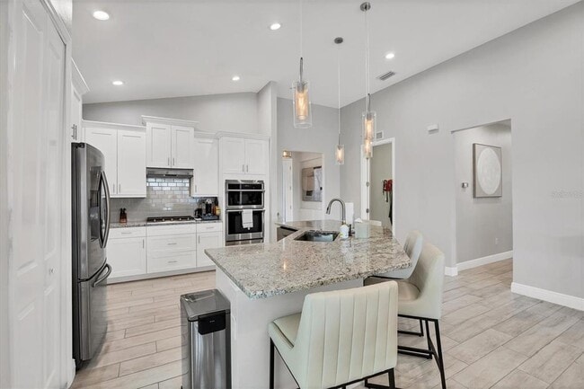 Building Photo - 6233 Champions Row St