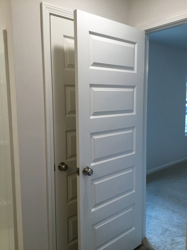 Building Photo - Beautiful 3/2 Family home in Beulah- Close to Navy Federal Credit Union Main Campus!