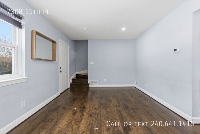 Building Photo - 7308 15th Pl