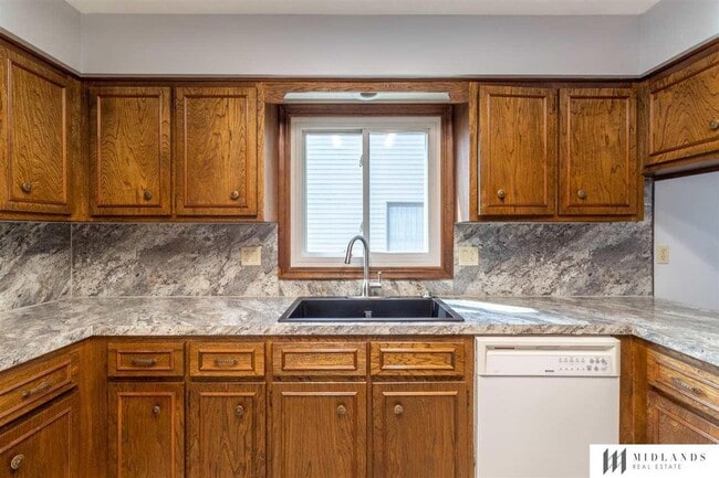 Building Photo - 13302 S 26th Ave