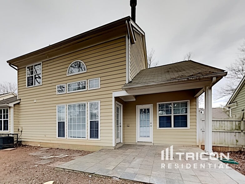 Building Photo - 5704 Ebley Ln
