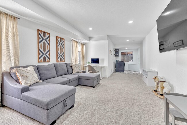 Building Photo - 10566 Cherrybrook Cir