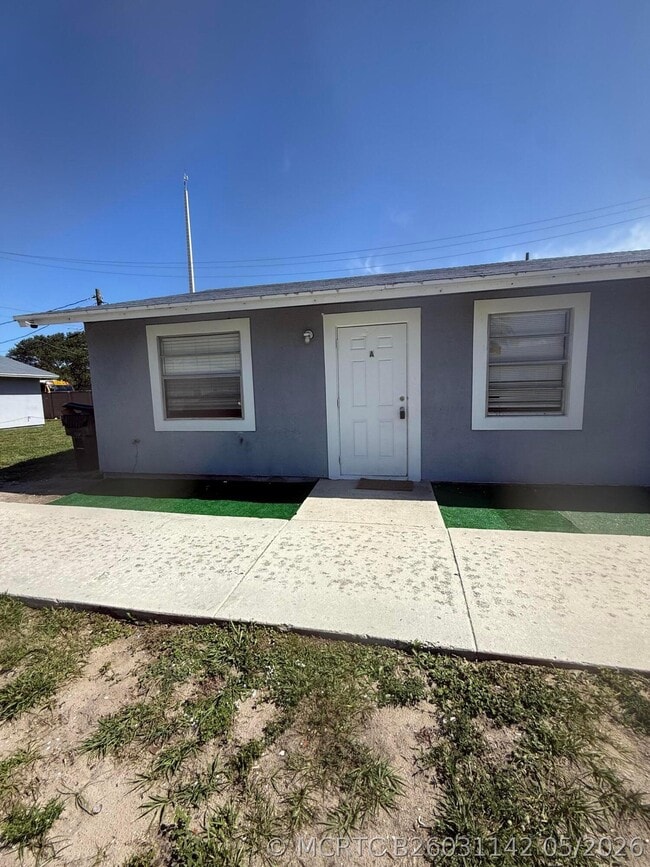 Building Photo - 1512 Barton Rd