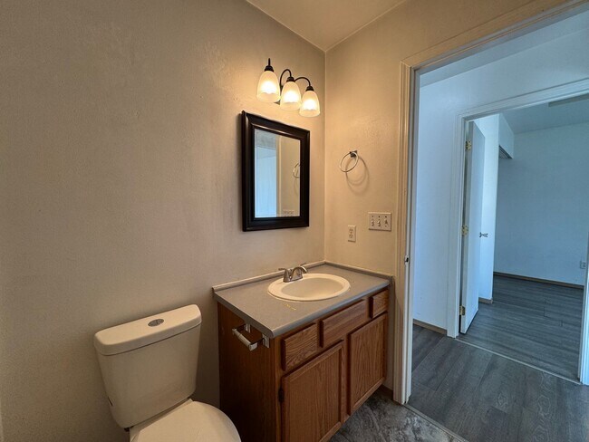 Building Photo - BH T 1335