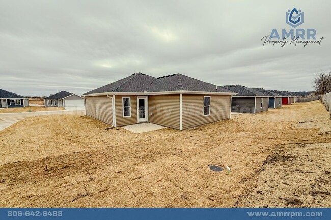 Building Photo - NEW 3 Bedroom Near Joplin, MO