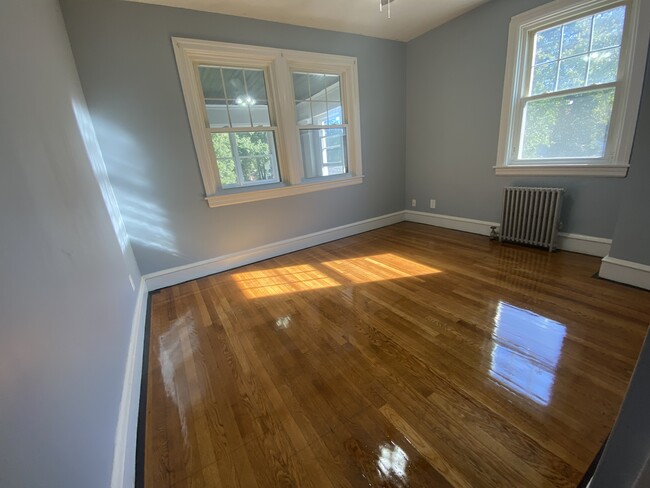 Bedroom 2 - 171 Main Ave