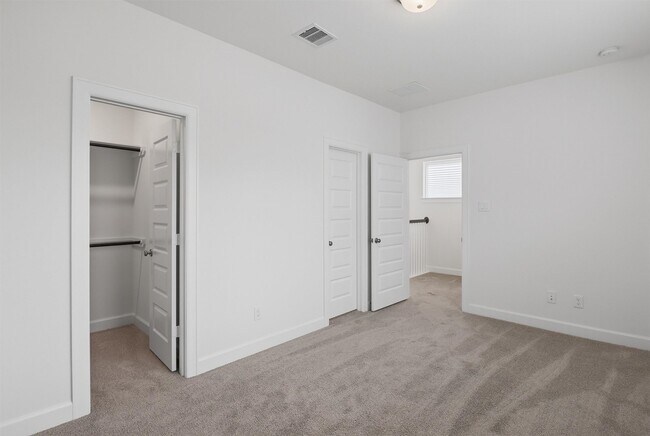 Building Photo - 11404 Irish River Dr