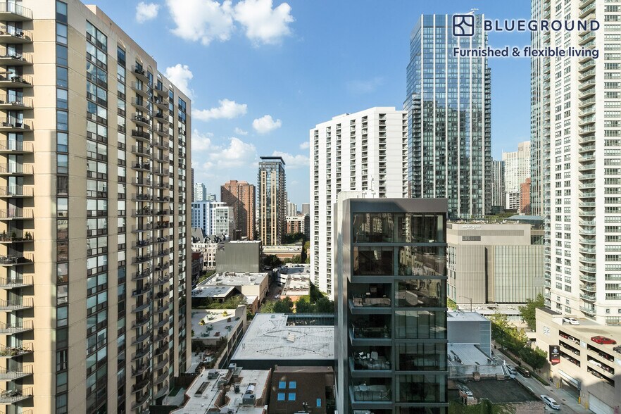 Building Photo - 77 W Huron St