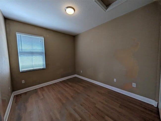 Building Photo - 2851 Prospect Rd