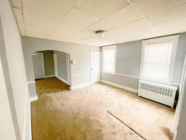 Building Photo - 7712 Old Harford Rd