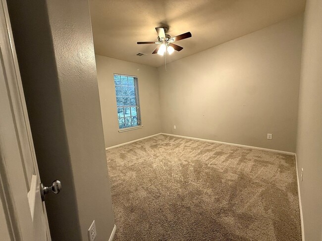 Building Photo - 14322 Heath Falls Ln