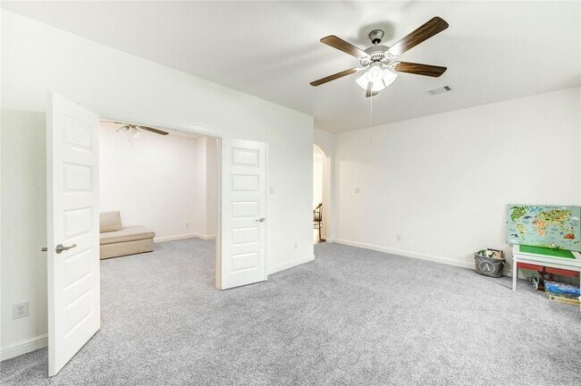 Building Photo - 4055 Woodland Meadow Dr