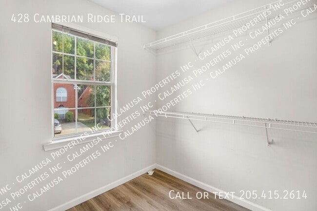 Building Photo - 428 Cambrian Ridge Trail