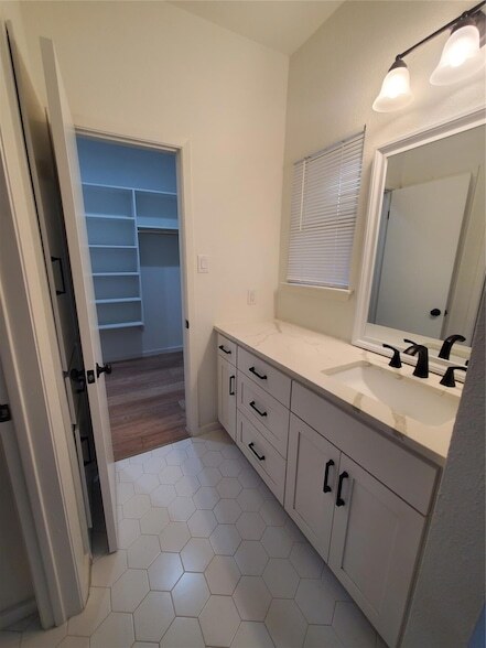 Building Photo - 5311 Indio Dr