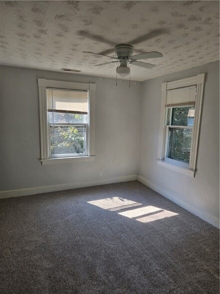 Building Photo - 114 Seager St