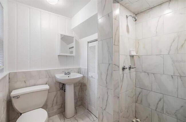 Building Photo - 2914 N 10th St