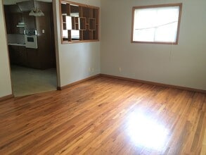 Building Photo - LEASING