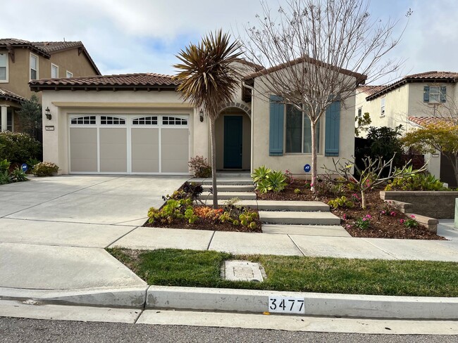 Building Photo - Gorgeous La Costa Oaks Single Story Home