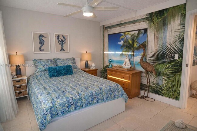 Building Photo - 3530 NW 52nd Ave