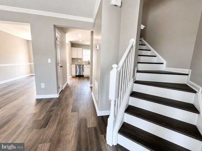 Building Photo - 17 Snead Drive.